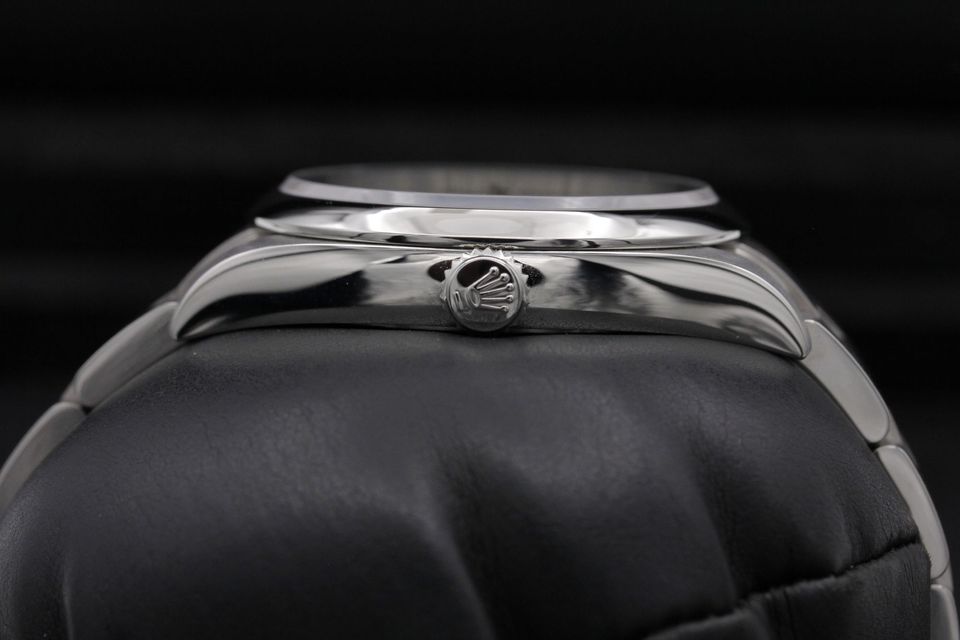 Rolex Oyster Perpetual 126000 Image 3